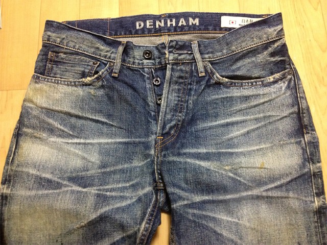 DENHAMデニムパンツのフラッグシップモデル「GRADE SLIM JAL」