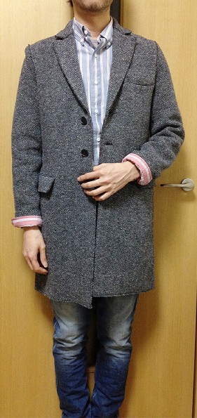 Harris Wharf Londonのチェスターコート「Donegal Herringbone」