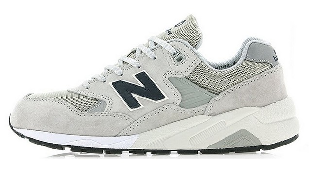 New Balance「MRT580」