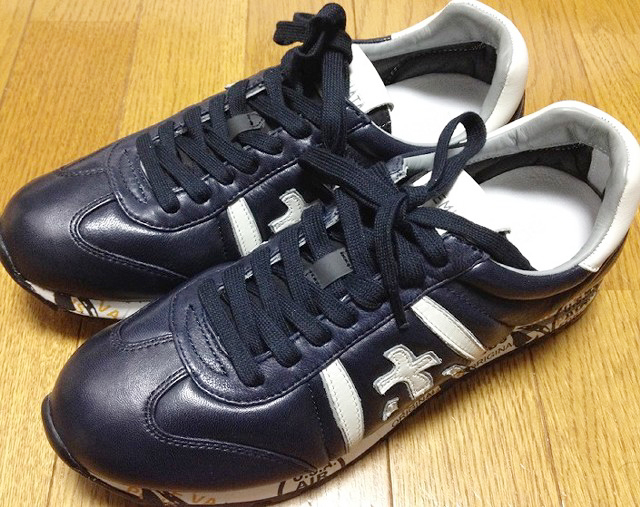 PREMIATA WHITEの「Lucyスニーカー」