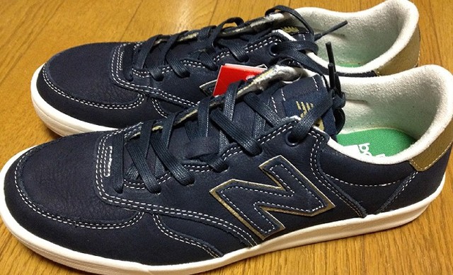 New Balanceの「CRT300（DF）」