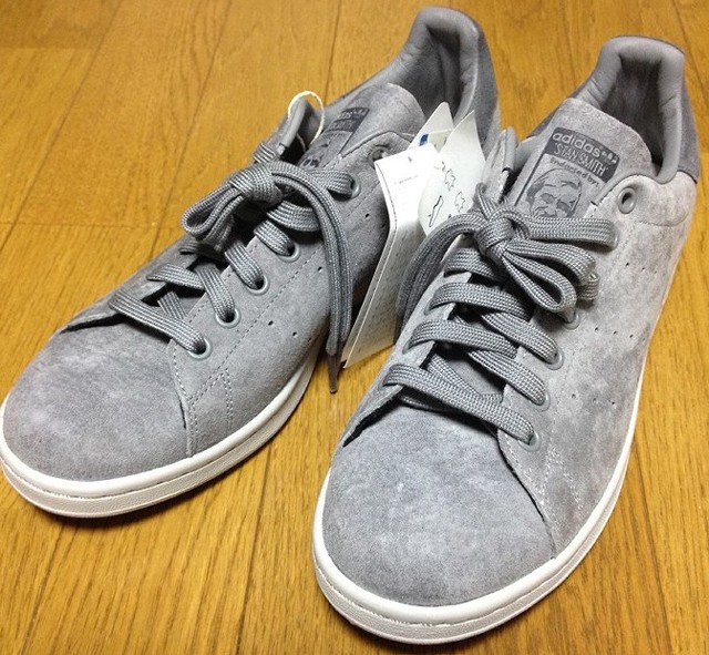 adidas STAN SMITH（グレー）