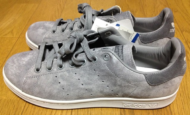 adidas STAN SMITH（グレー）