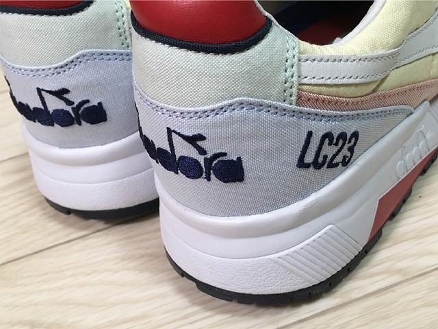 Diadora Helitage x LC23のコラボスニーカー